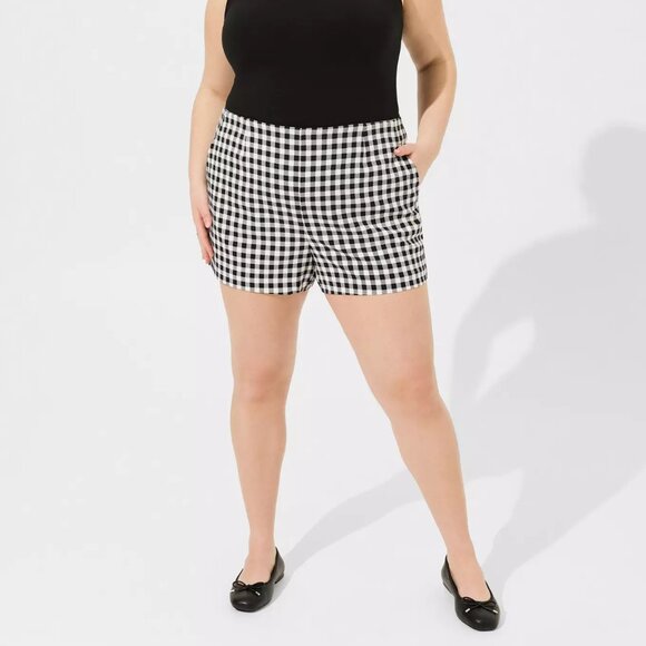 Torrid Shorts 1X Marilyn Monroe Black/White Houndstooth Plaid High Waist Retro - Picture 1 of 4